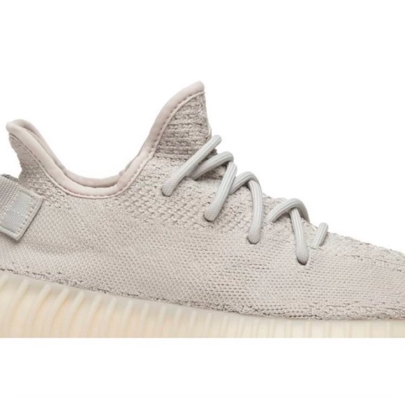 Yeezy Boost 350 V2 in Sesame - Picture 3 of 11